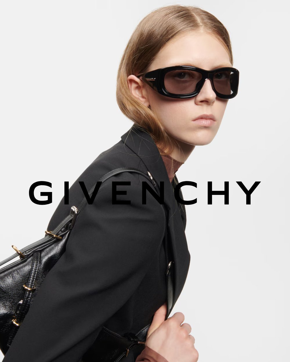 GIVENCHY